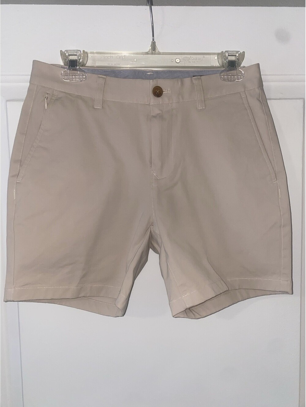 Bonobos Men’s Short Size 28 Beige Slim 5 Inch Zip Pocket
